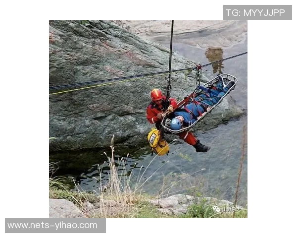 成都攀岩队防守分析与战术调整探讨攀岩比赛中的得失经验总结